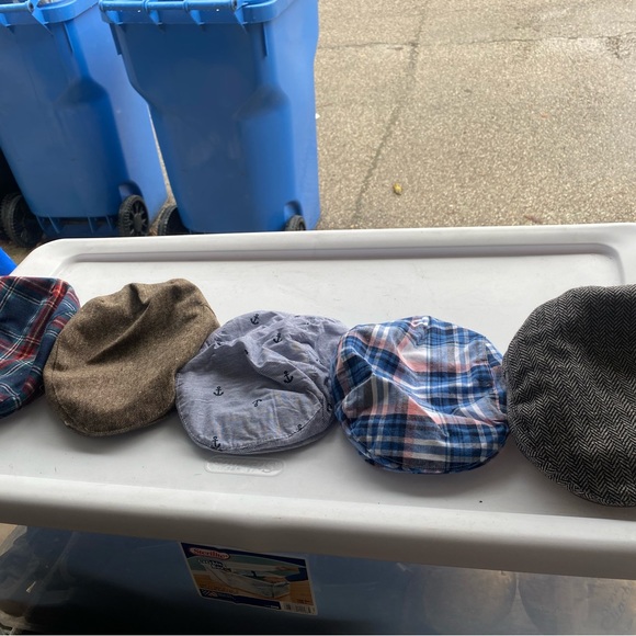 Irish Caps - Picture 2 of 7